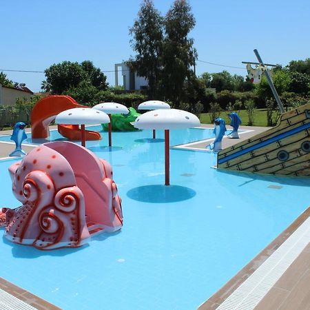 Poseidon Palace Leptokarya  Exterior photo