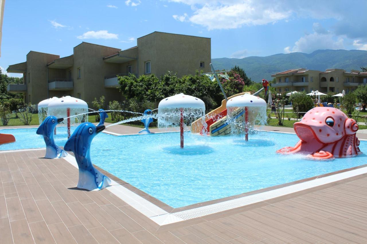 Poseidon Palace Leptokarya  Exterior photo